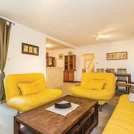 Holiday home Barusici